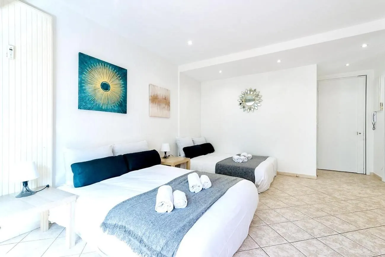 Le Maubourg - Cannes Terrasse Near Beaches Apartment