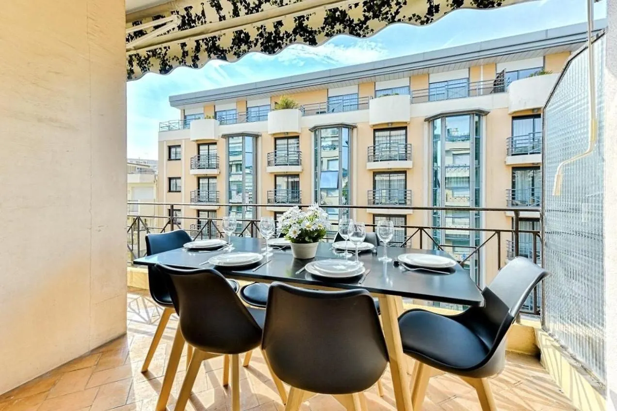 Le Maubourg - Cannes Terrasse Near Beaches 0*,